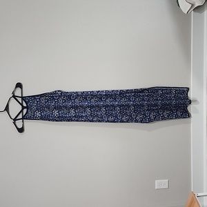 Maxi body con floral dress. Size large. Good condition